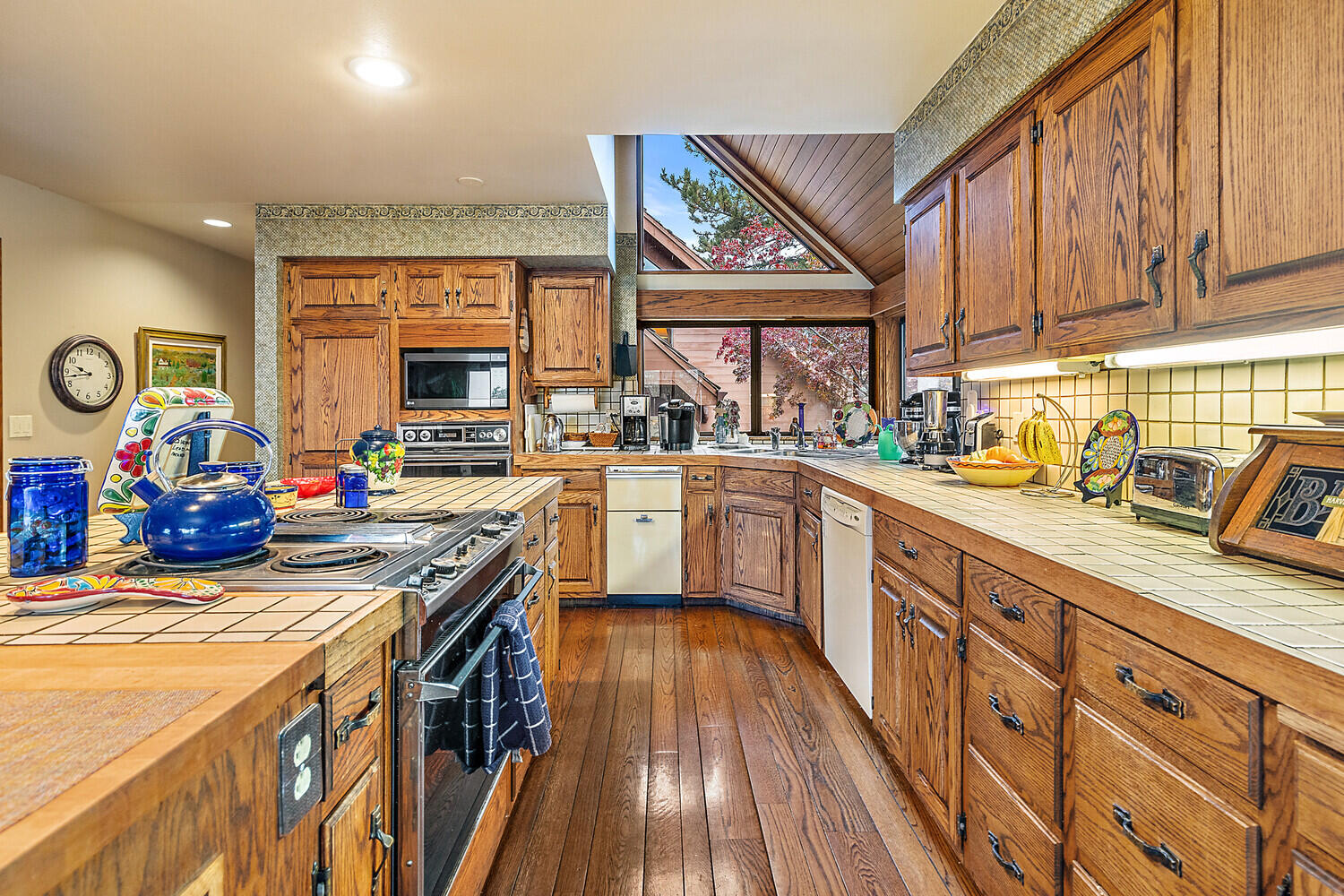6401 Hillcrest Road Medford, OR 97504 - Photo 18 of 75 Gallery Image 18