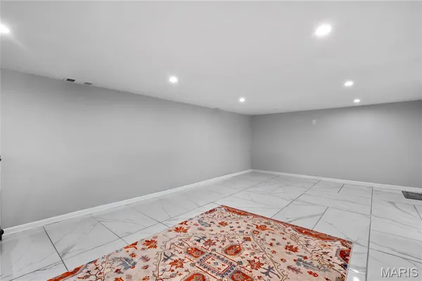 $389,400 | 2105 Jackson Road, Poplar Bluff, MO 63901