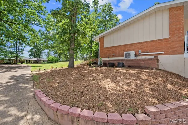 $389,400 | 2105 Jackson Road, Poplar Bluff, MO 63901