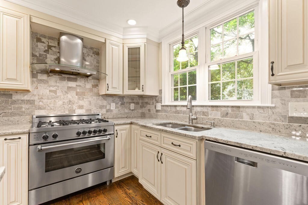 472 Marrett Road Lexington, MA 02421 - Photo 7 of 32