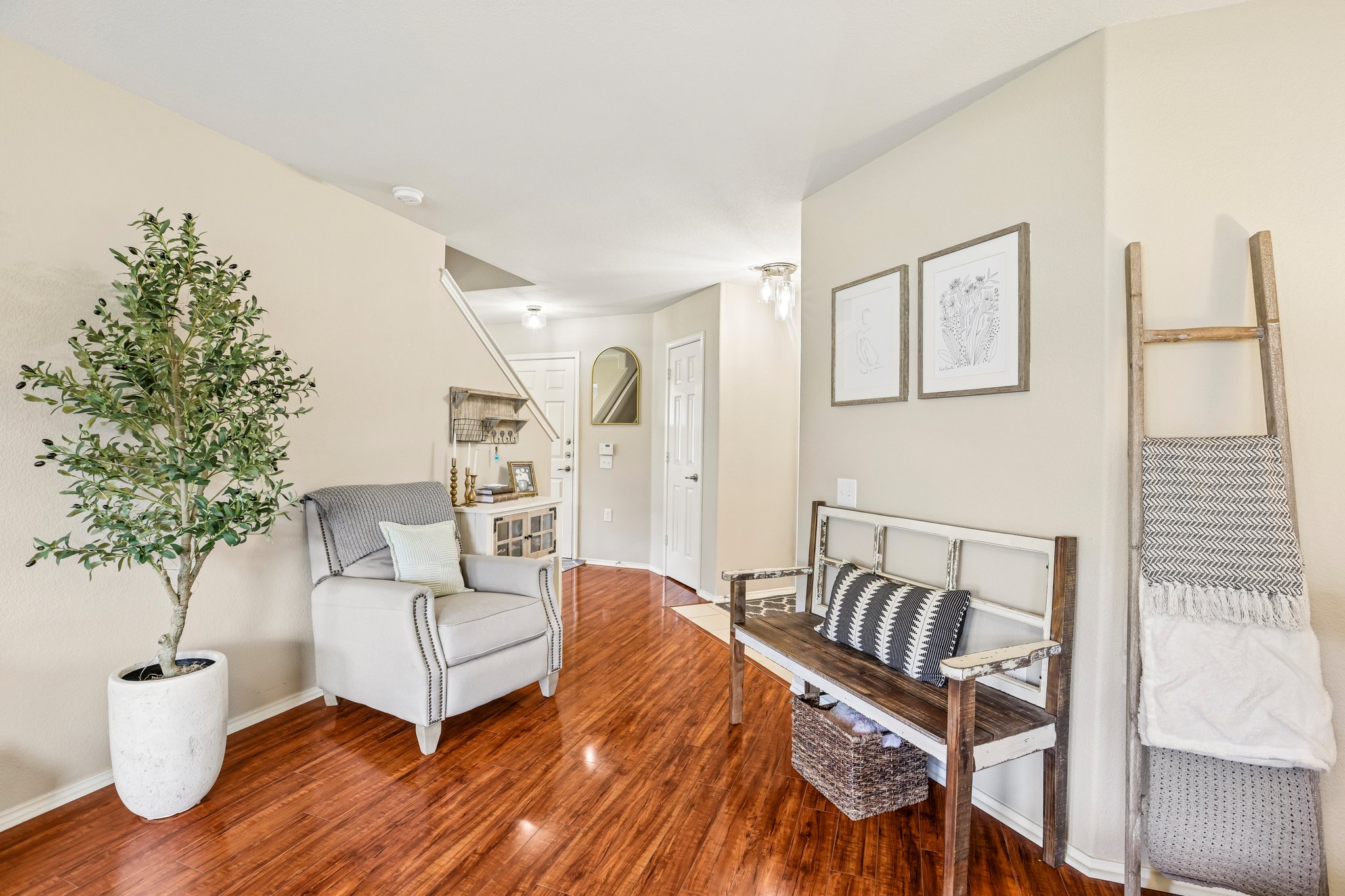 5508 Emma Thompson Way Austin, TX 78747 - Photo 8 of 34 Step inside to a warm and inviting foyer that creates an immediate sense of home.