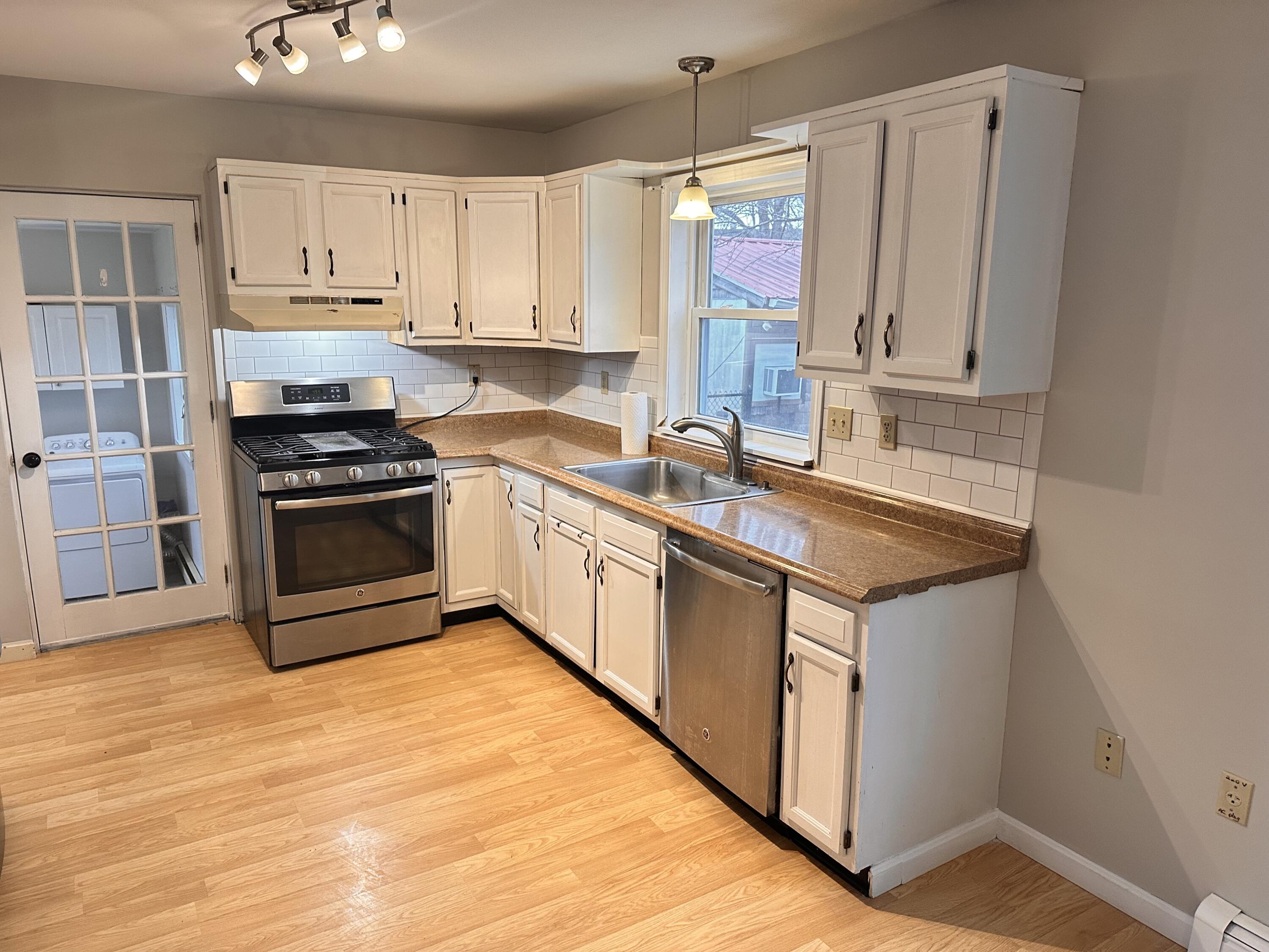 11 Burma Road North Berwick, ME 03906 - Photo 9 of 48 IMG_4684