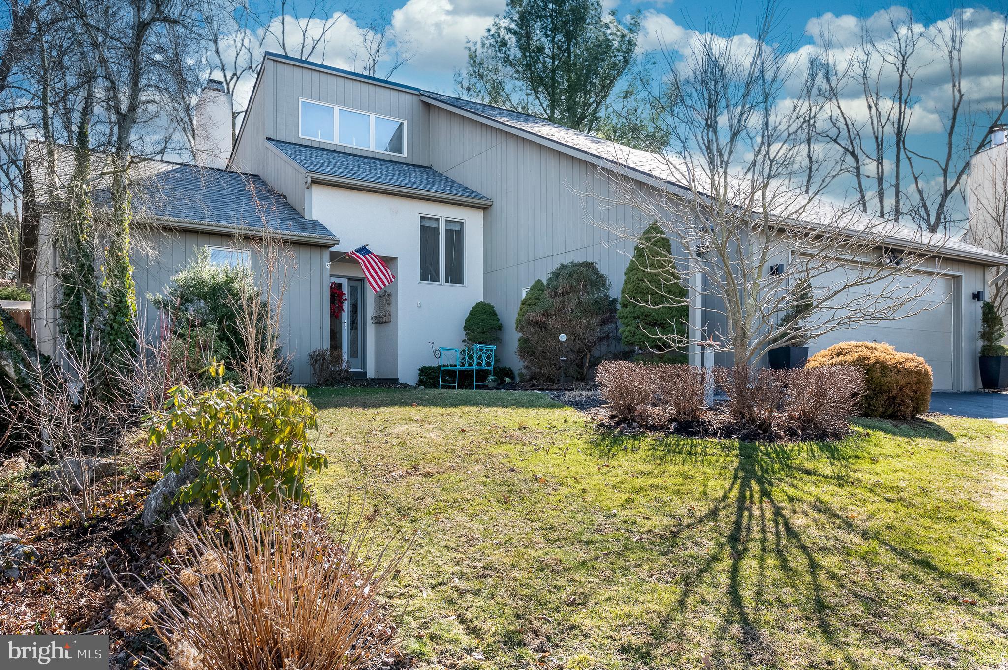 711 Oxford Road Lancaster, PA 17601 - Photo 2 of 29 Gallery Image 2