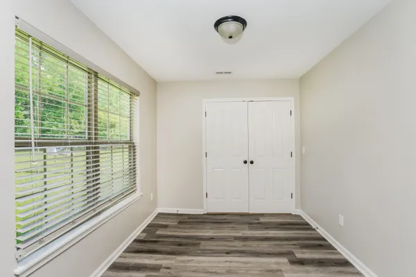 $1,705 | 3817 Fiske Avenue, New Albany, IN 47150