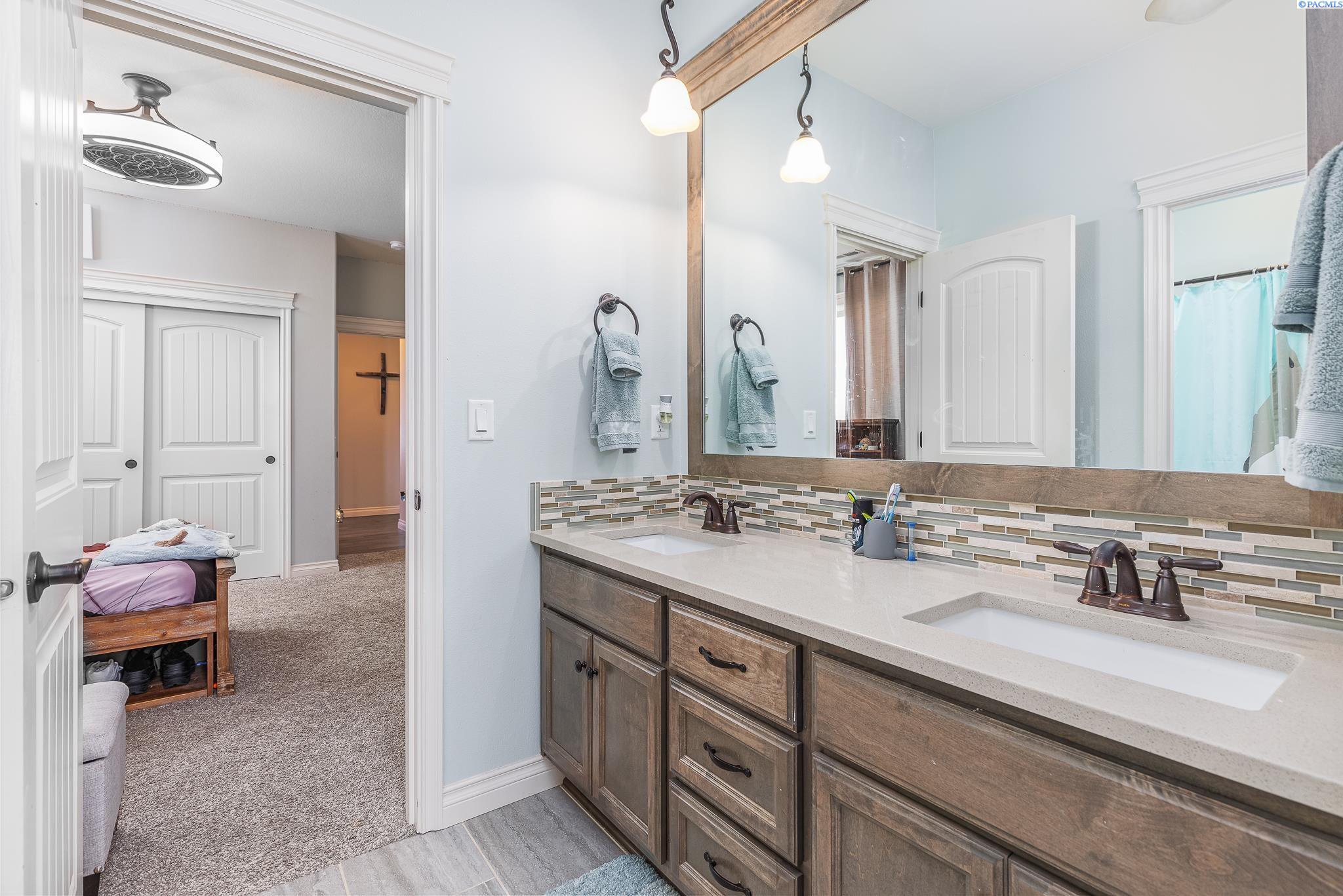 87205 East Sagebrush Road Kennewick, WA 99338 - Photo 21 of 48 Gallery Image 21