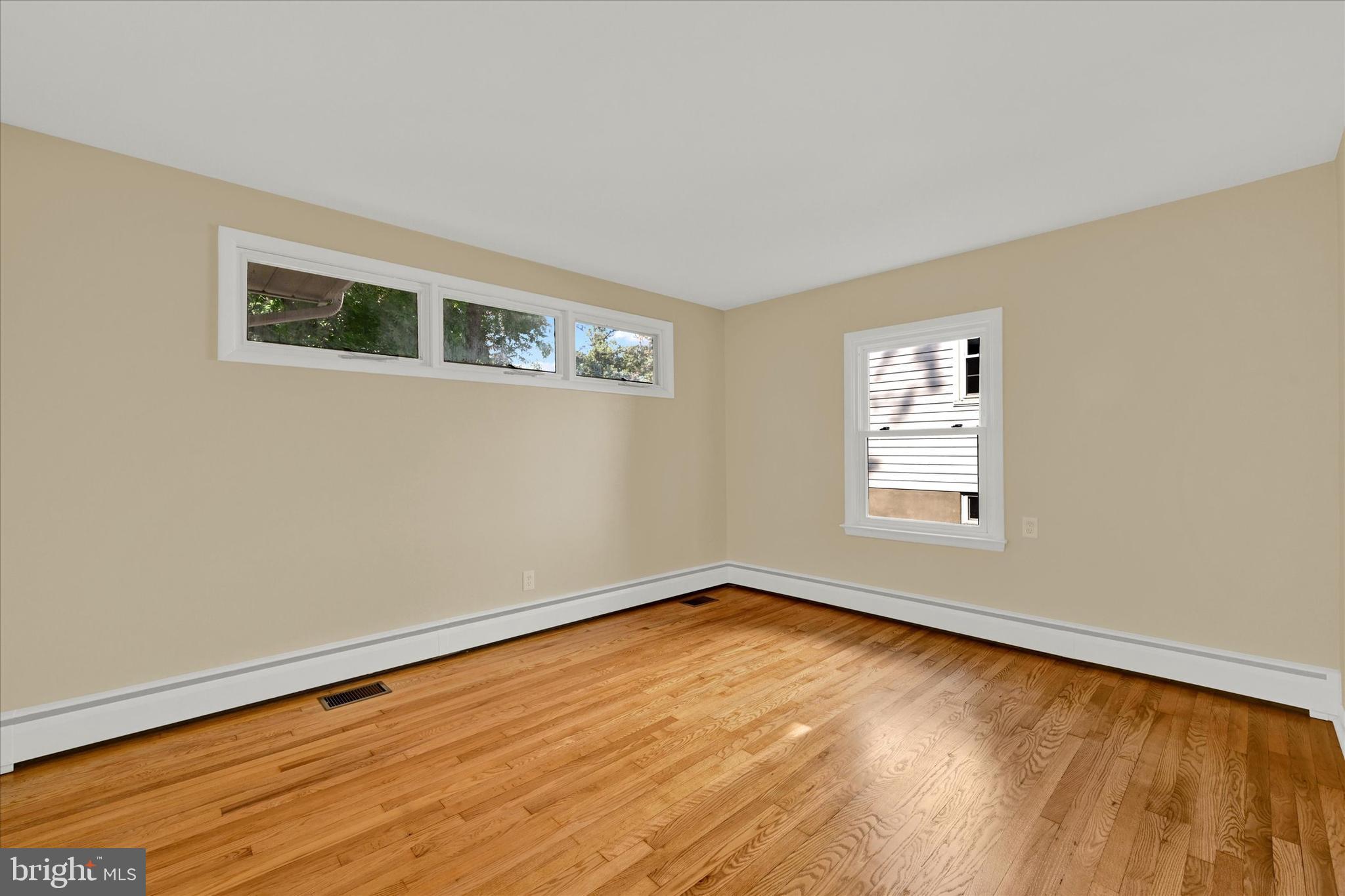 1028 St Albans Road Baltimore, MD 21239 - Photo 4 of 24 Front Bedroom