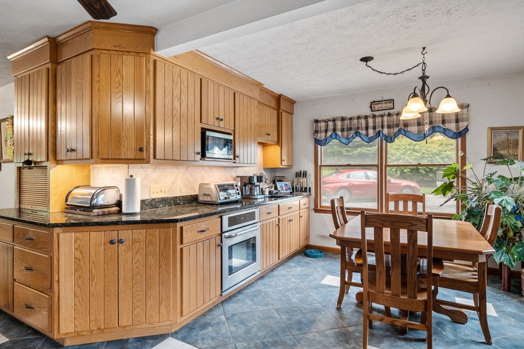 227 Dutton Hollow Road Rural Retreat, VA 24368 - Photo 38 of 81 Gallery Image 38