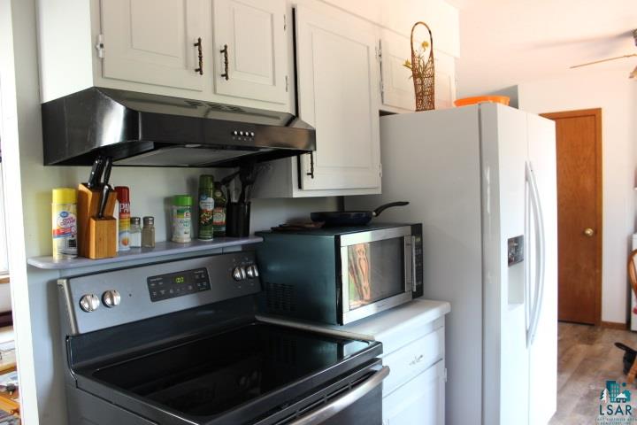 4929 Arnold Road Duluth, MN 55803 - Photo 4 of 30