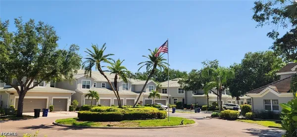 $1,900 | 12030 Champions Green Way, Unit 212, Fort Myers, FL 33913