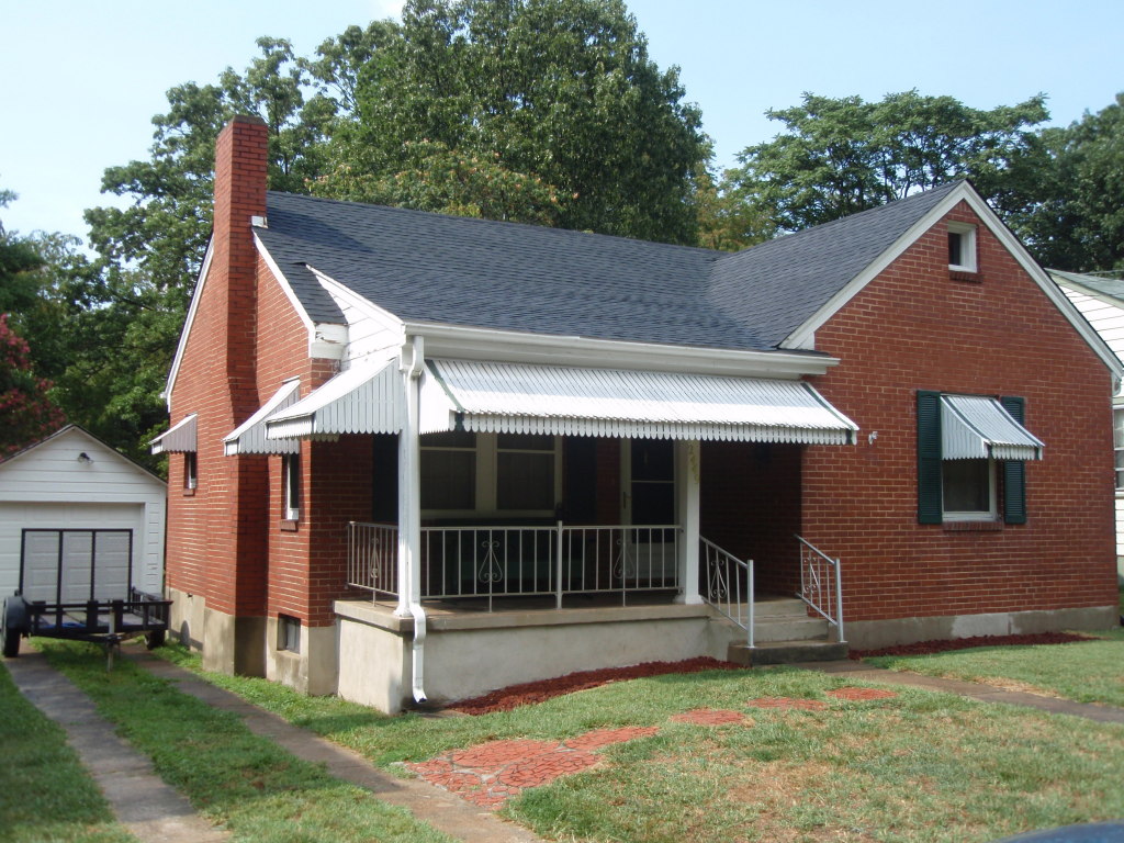 2449 Livingston Road Southwest Roanoke, VA 24015 - Photo 1 of 26 front