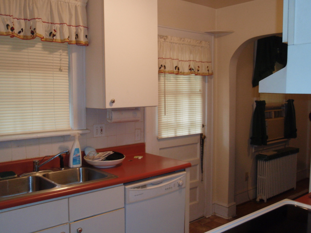 2449 Livingston Road Southwest Roanoke, VA 24015 - Photo 2 of 26 Updated Kitchen