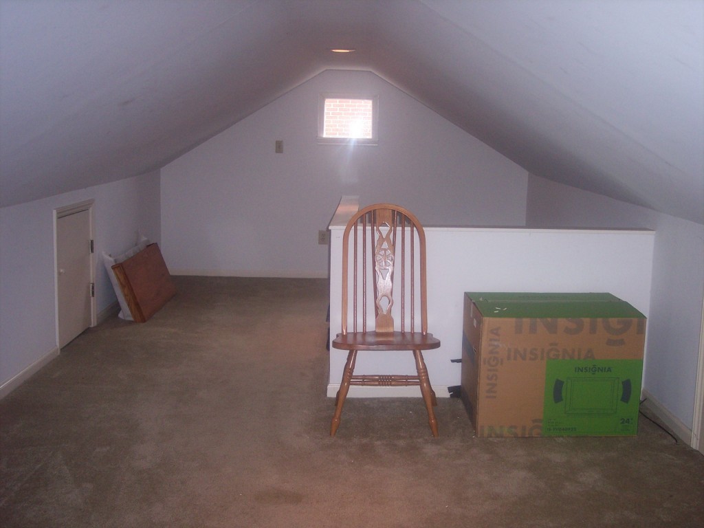 2449 Livingston Road Southwest Roanoke, VA 24015 - Photo 10 of 26 Large finished bedroom