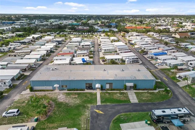 a picture of city view