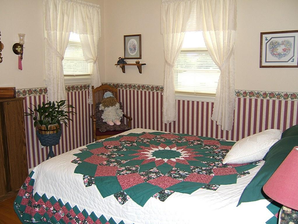 134 Frontier Road Northeast Roanoke, VA 24012 - Photo 14 of 20 bedroom 2