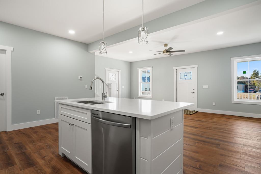 7921 East Side Road Chincoteague Island, VA 23336 - Photo 12 of 38