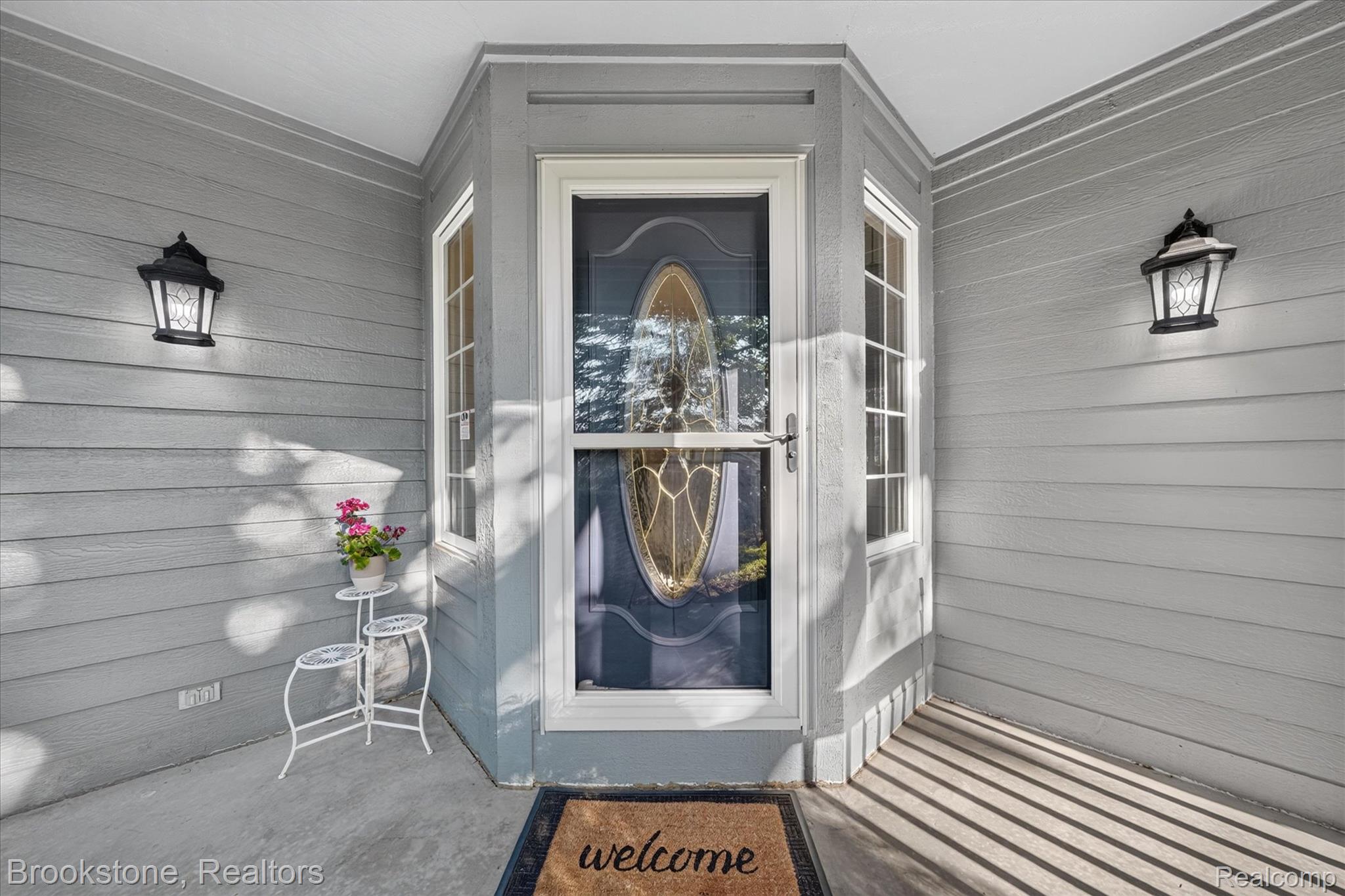 6730 Longhurst Clarkston, MI 48346 - Photo 3 of 30 07-6730-Longhurst-WindowStill.jpg