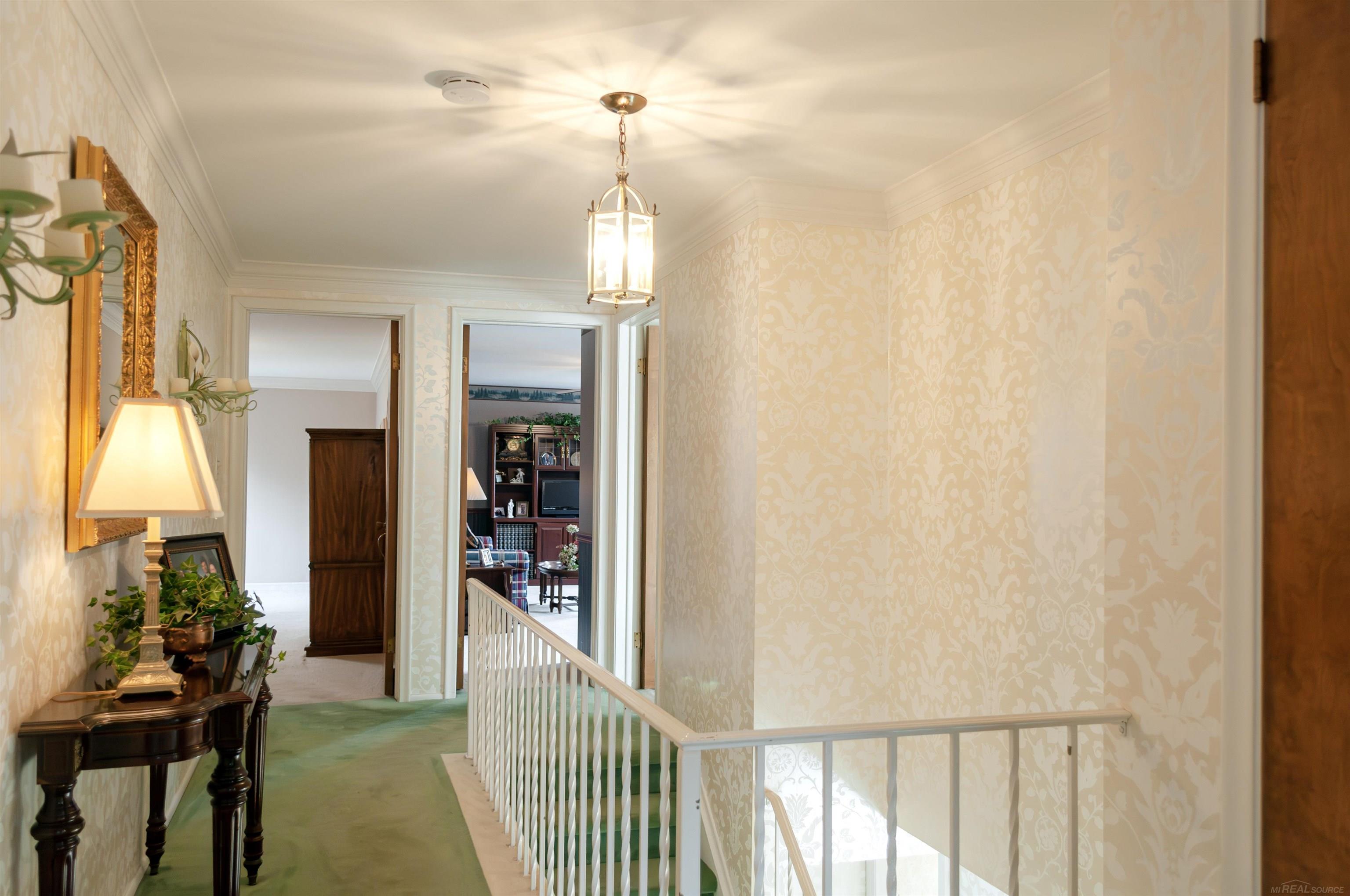 1010 Canterbury Road Grosse Pointe Woods, MI 48236 - Photo 35 of 65