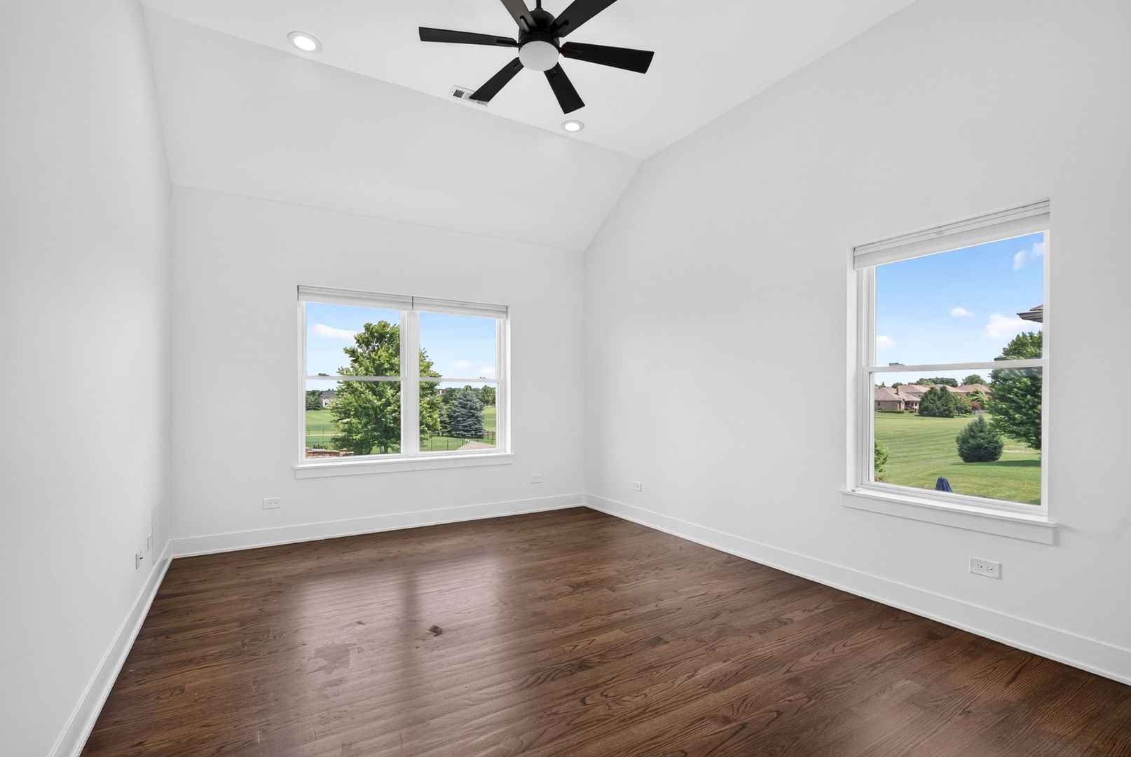 2121 Westover Road North Aurora, IL 60542 - Photo 38 of 57