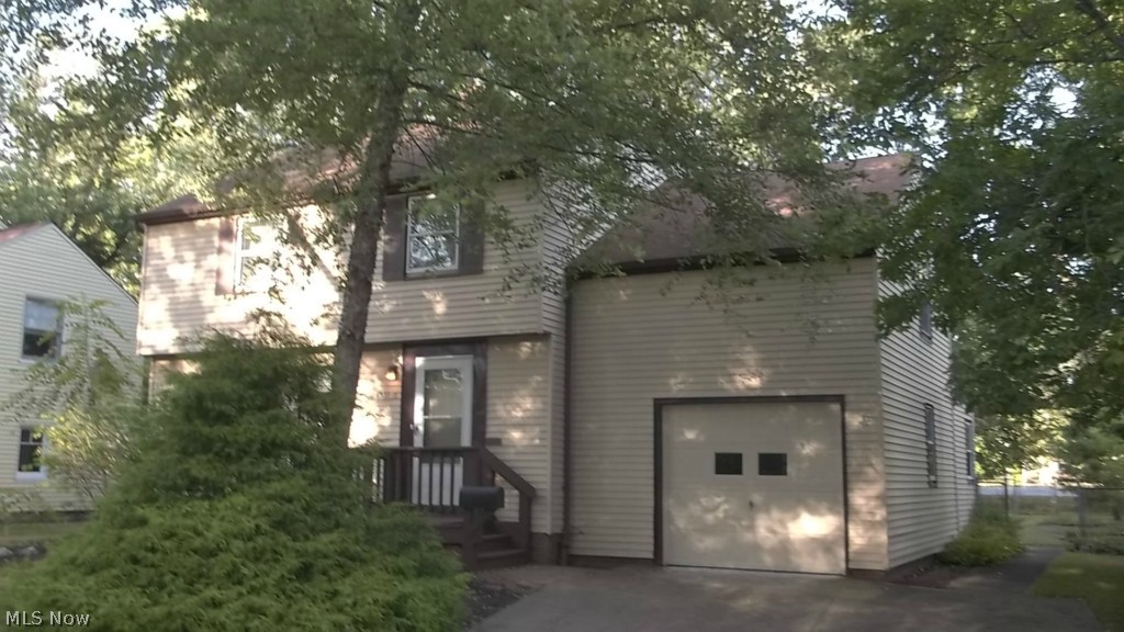 1377 Croyden Road Lyndhurst, OH 44124 - Photo 22 of 25