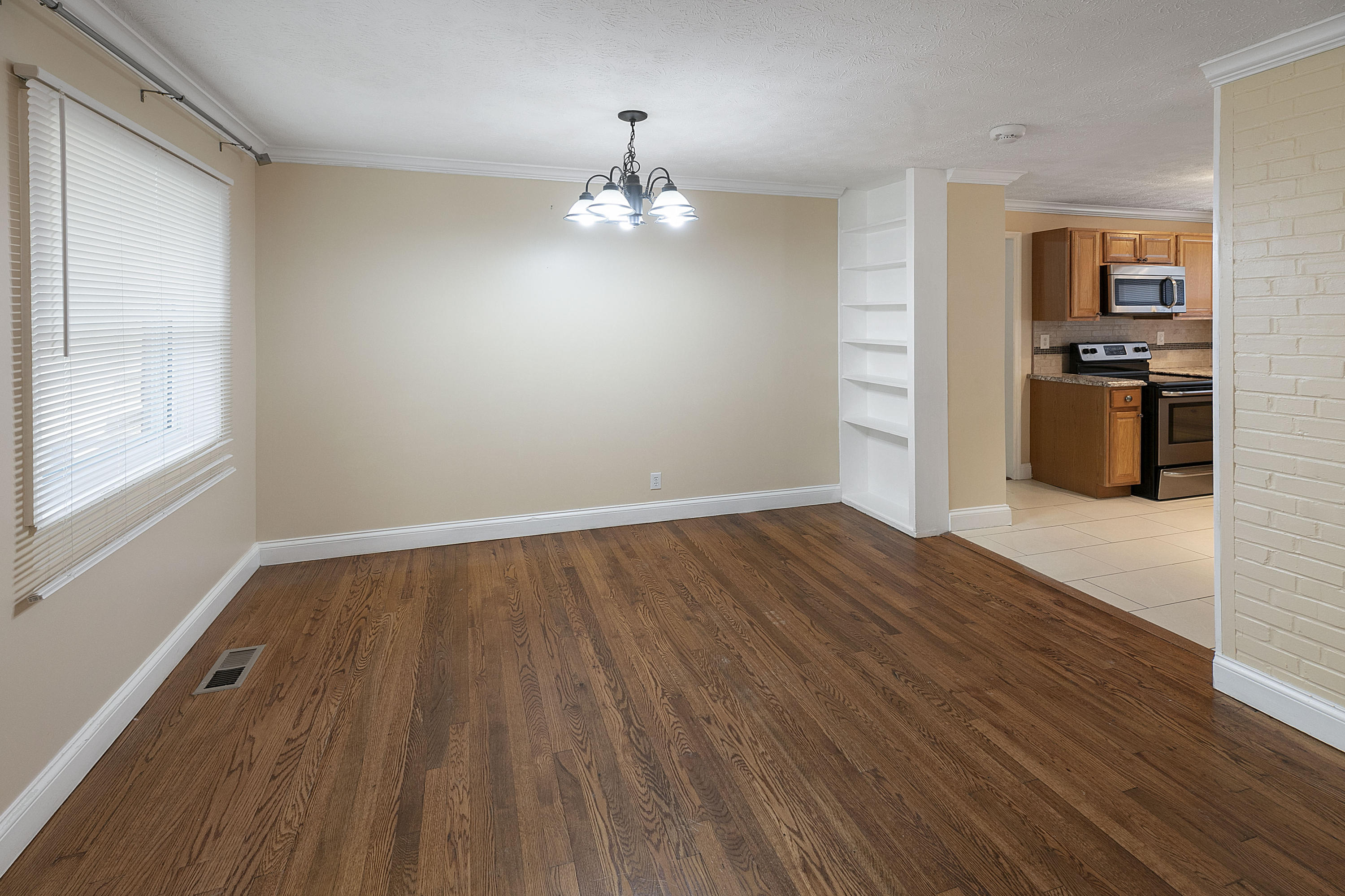 107 Tucker Road Oak Ridge, TN 37830 - Photo 12 of 22 Dining Room
