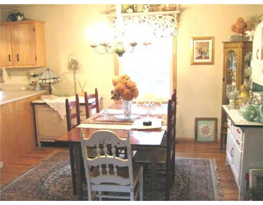 562 Halston Road West Sunbury, PA 16061 - Photo 4 of 8 Dining Room.
