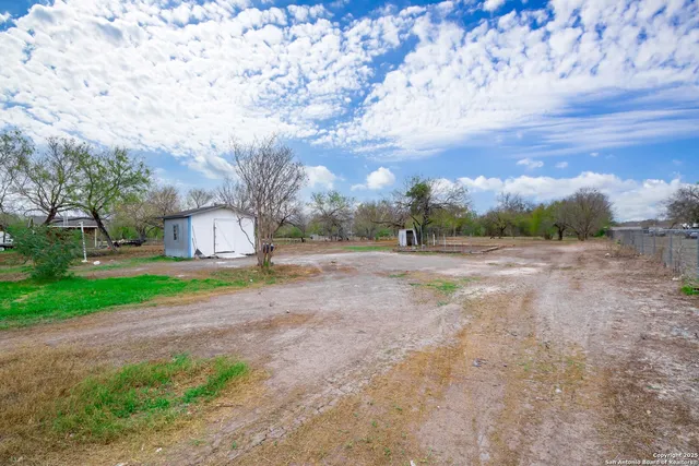 $259,000 | 238 West Petaluma Boulevard, San Antonio, TX 78221