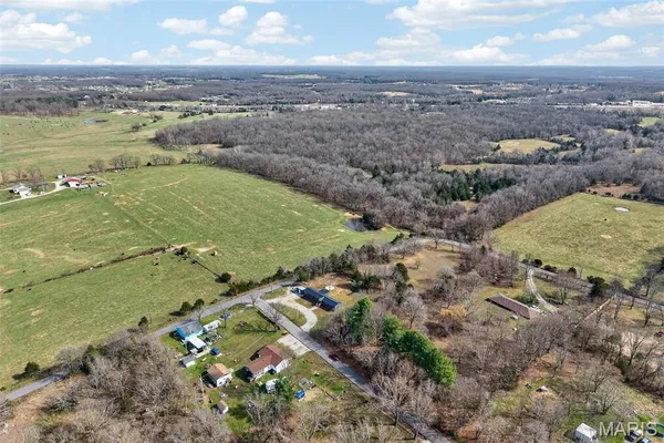$135,000 | 17007 Dogwood Drive, Lebanon, MO 65536