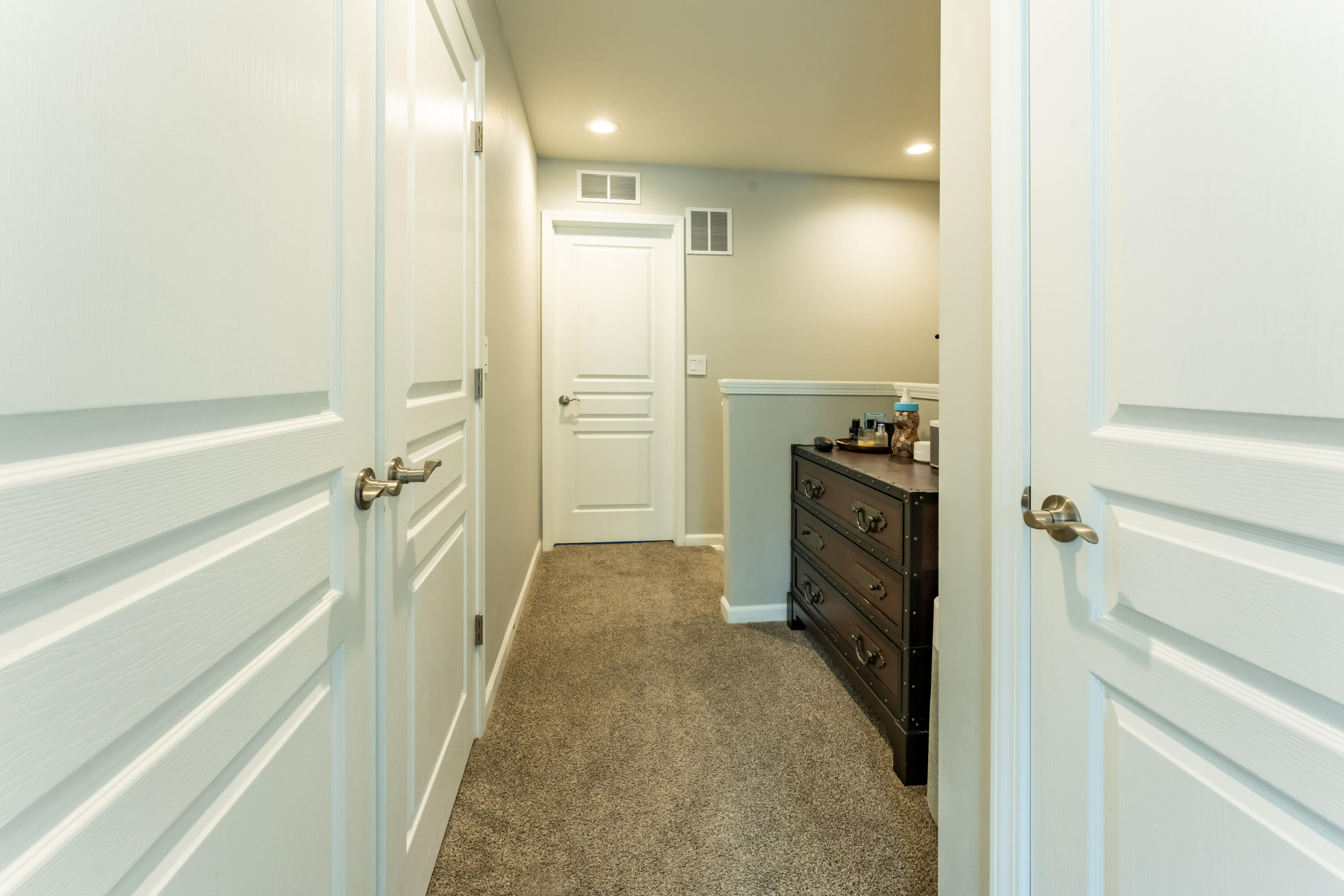 2845 Hartwick Drive Rochester Hills, MI 48307 - Photo 19 of 47 0020