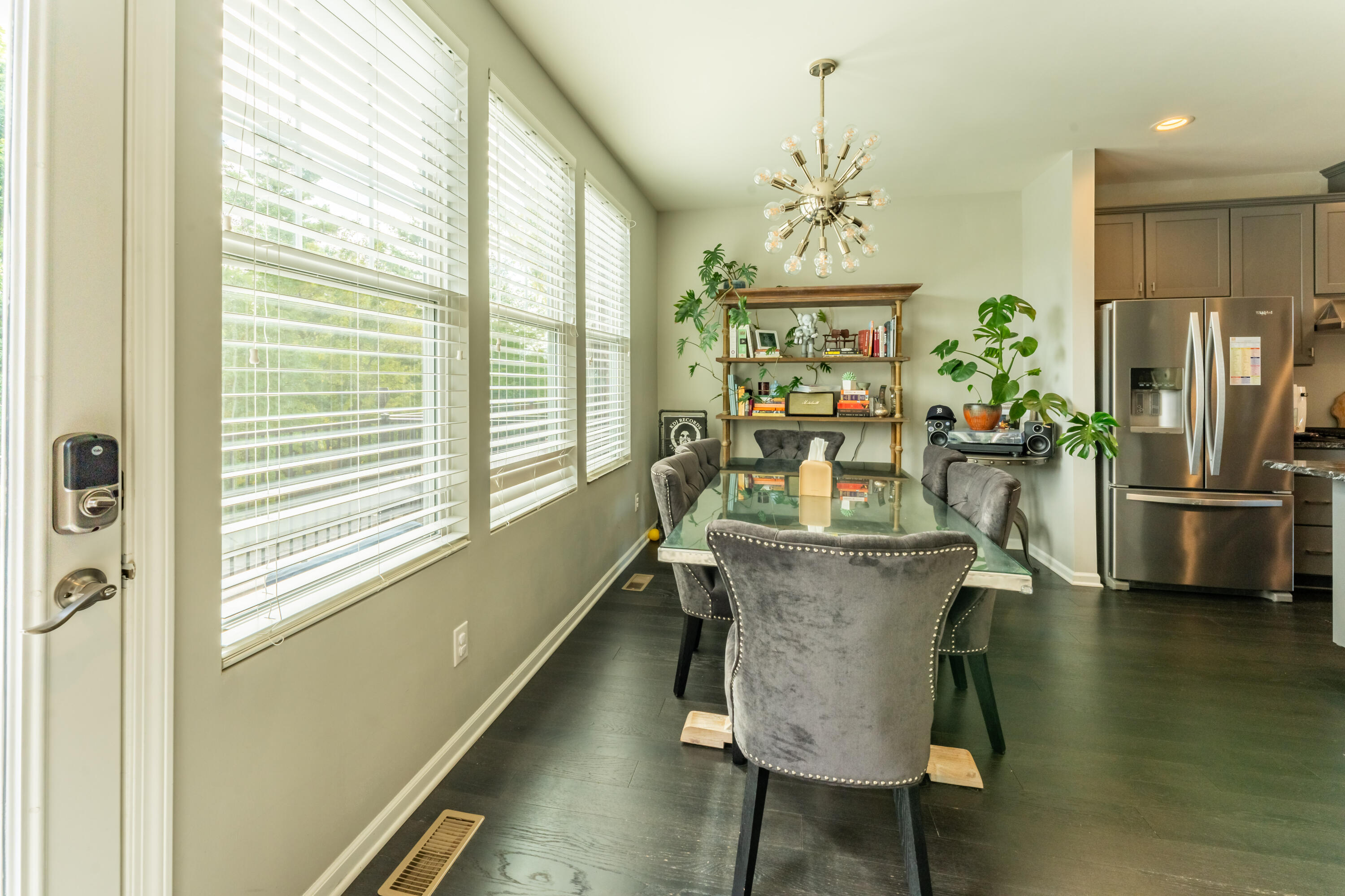 2845 Hartwick Drive Rochester Hills, MI 48307 - Photo 10 of 47 0033