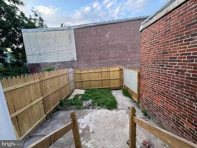 $179,000 | 739 East 10th Street, Wilmington, DE 19801