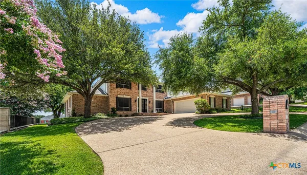 $850,000 | 617 Bluebonnet Lane, Temple, TX 76502