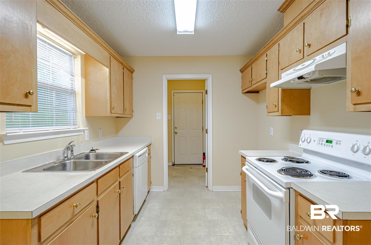 2446 Nortons Lane Mobile, AL 36605 - Photo 12 of 19