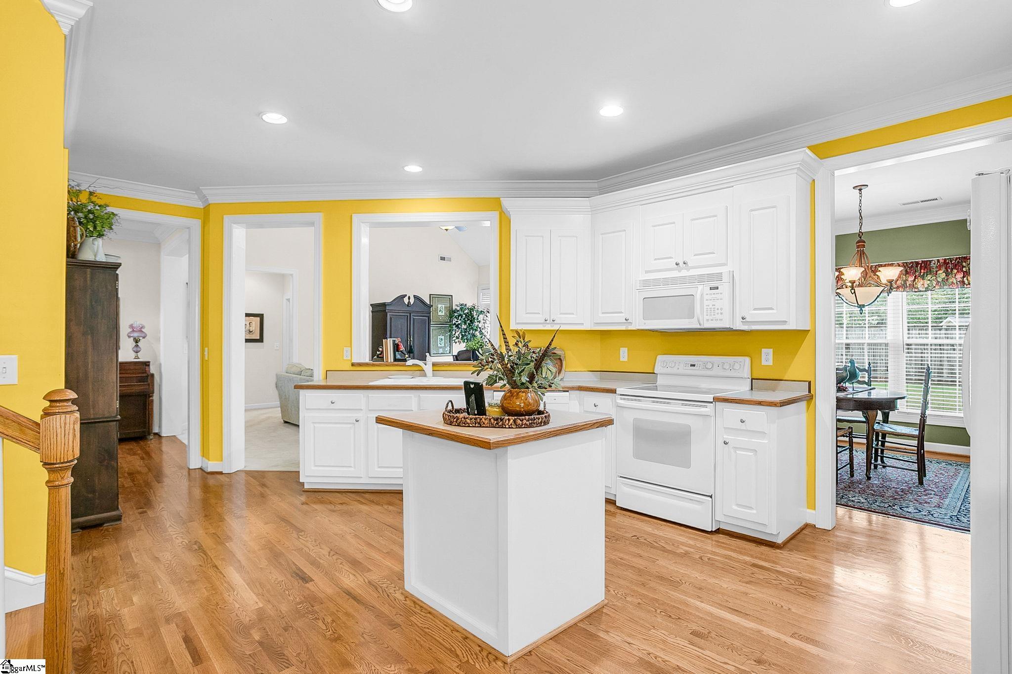 7 Hoptree Drive Greer, SC 29650 - Photo 12 of 39