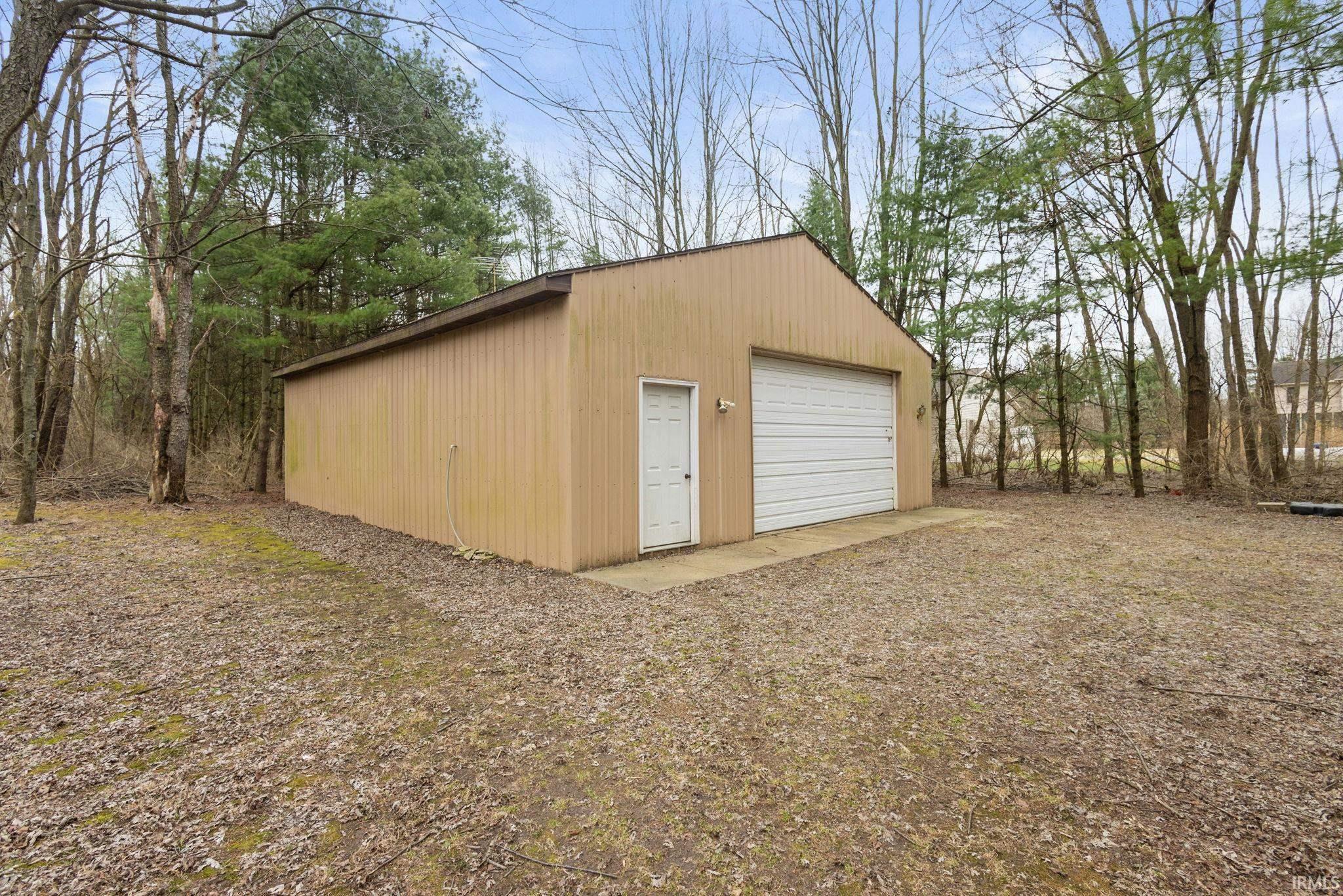 68800 Tamarack Road Walkerton, IN 46574 - Photo 33 of 36 Gallery Image 33