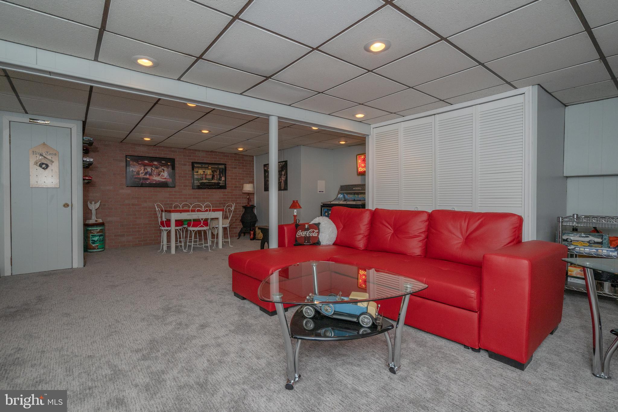 718 Spring Hill Road Feasterville-Trevose, PA 19053 - Photo 19 of 26 Gallery Image 19