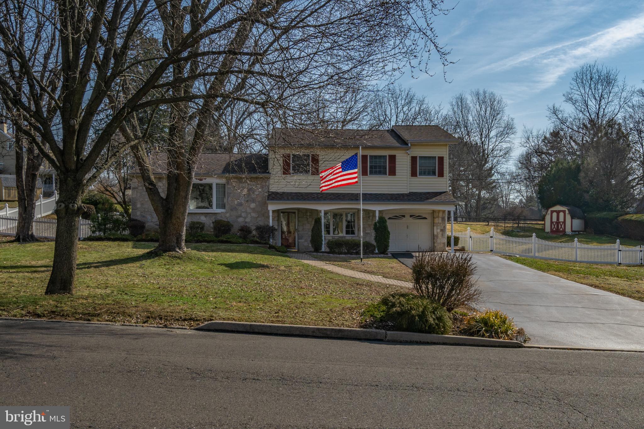 718 Spring Hill Road Feasterville-Trevose, PA 19053 - Photo 3 of 26 Gallery Image 3