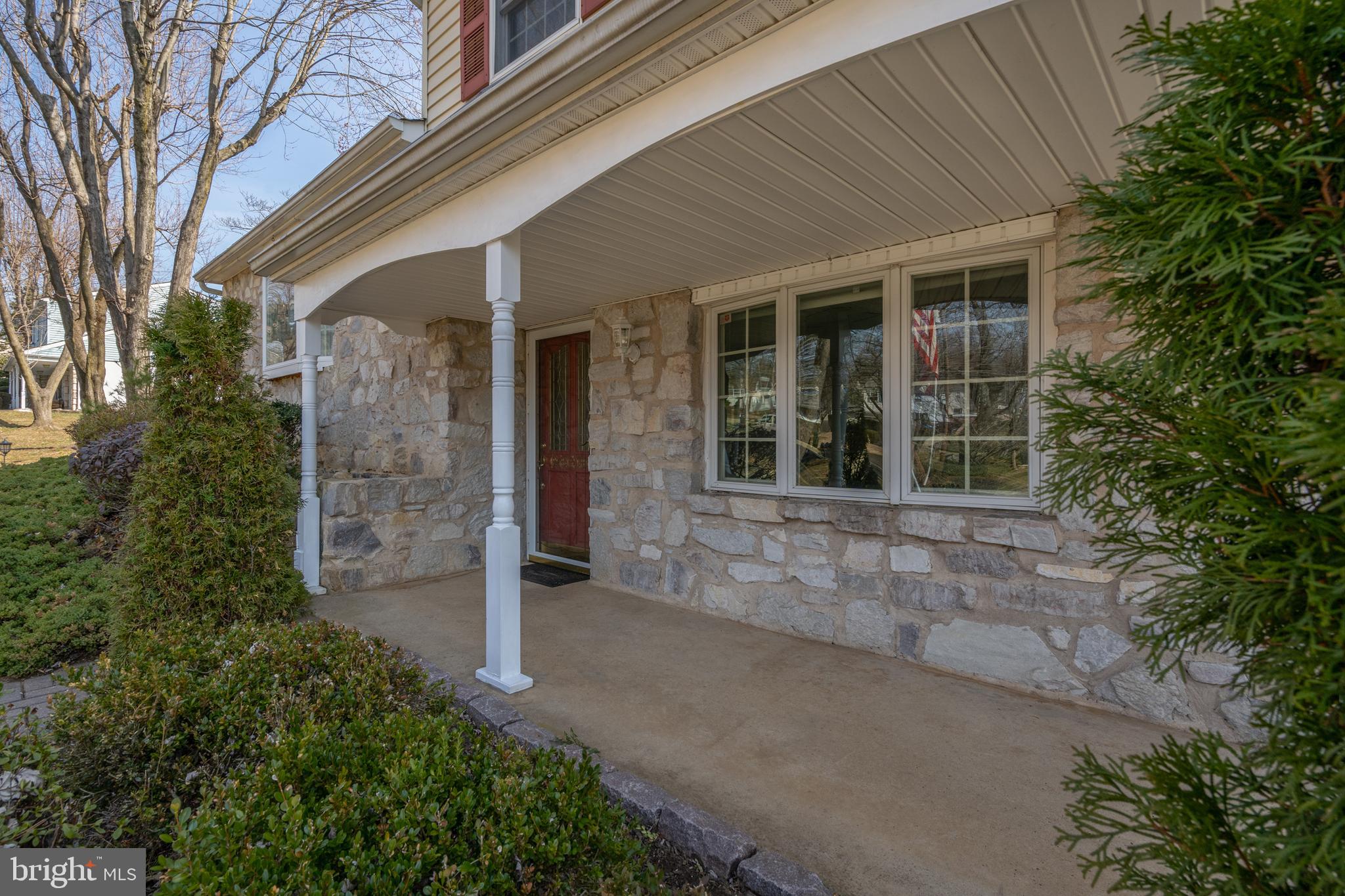 718 Spring Hill Road Feasterville-Trevose, PA 19053 - Photo 4 of 26 Gallery Image 4