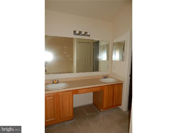 9227 Old Newtown Road Philadelphia, PA 19115 - Photo 13 of 25 Gallery Image 13