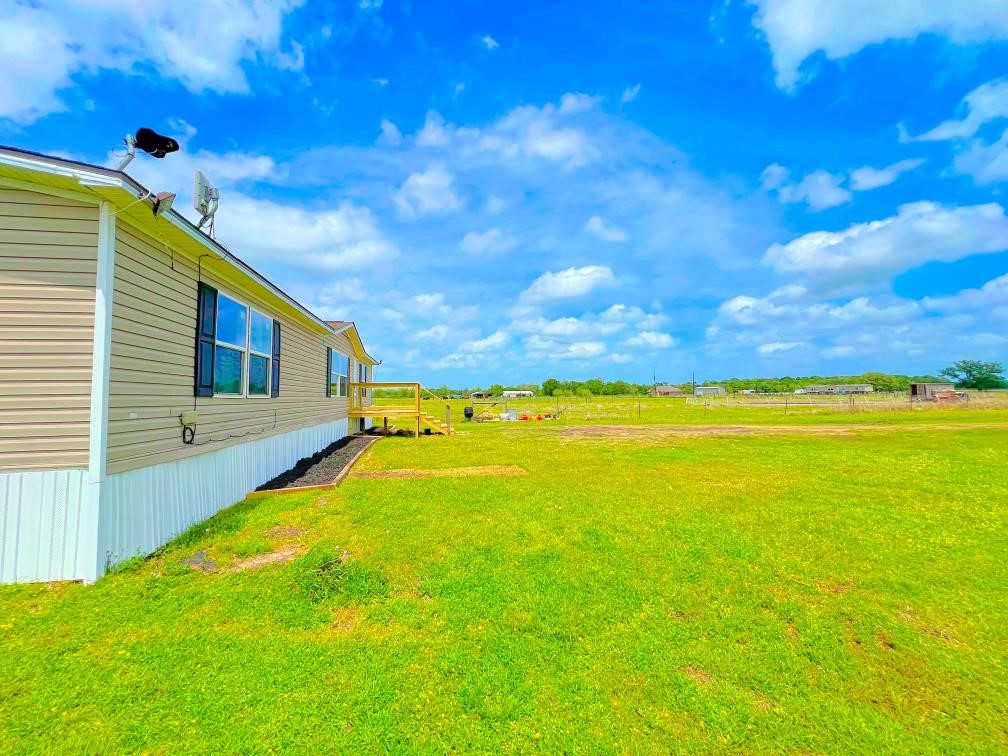 648 County Road 164 Boling, TX 77420 - Photo 10 of 24