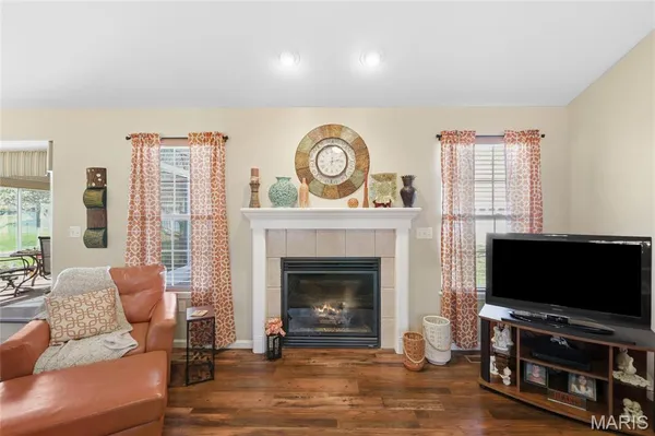 $439,900 | 9727 Round Table Court, Hillsboro, MO 63050