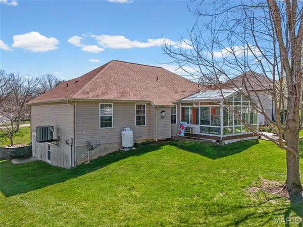 $439,900 | 9727 Round Table Court, Hillsboro, MO 63050