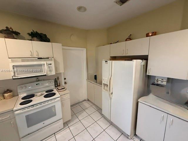 13654 Southwest 124th Avenue Road Miami, FL 33186 - Photo 4 of 17 Gallery Image 4