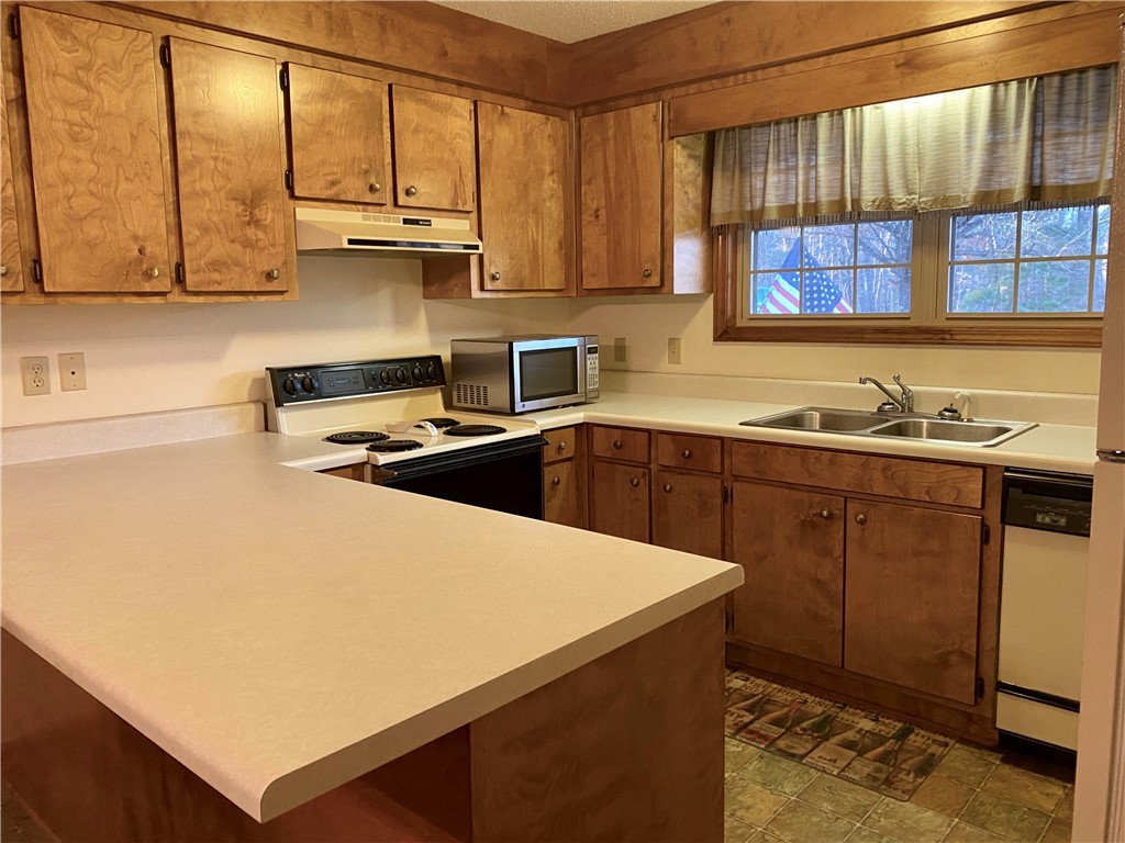 415 Snead Road Walhalla, SC 29691 - Photo 9 of 32 Gallery Image 9