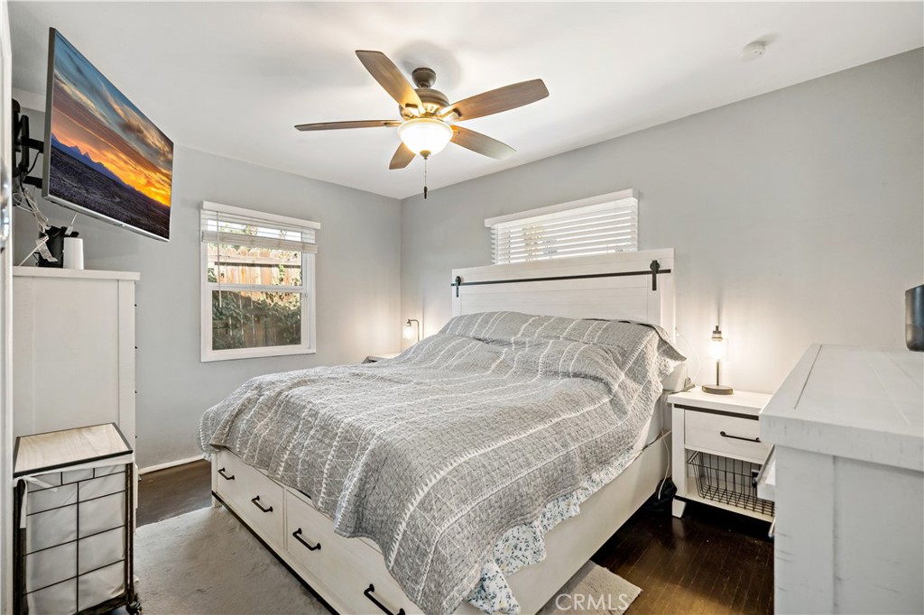 6006 Colonial Drive Riverside, CA 92506 - Photo 18 of 36 a bedroom with a bed and a window