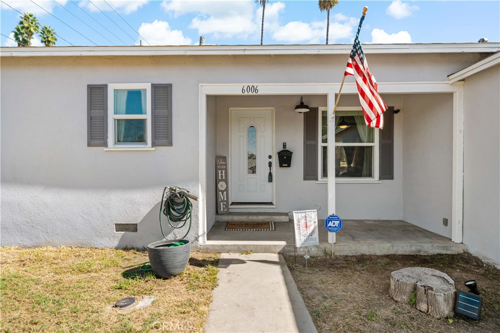 6006 Colonial Drive Riverside, CA 92506 - Photo 2 of 36 a view of a entryway of the house
