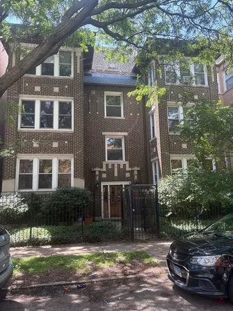 $350,000 | 7722 North Paulina Street, Unit 3S, Chicago, IL 60626