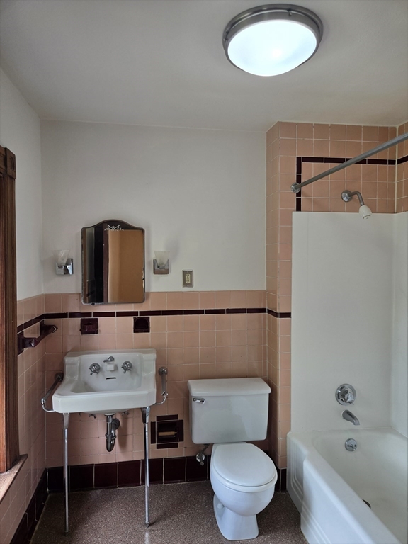 32 Hampden Street Northampton, MA 01060 - Photo 22 of 29