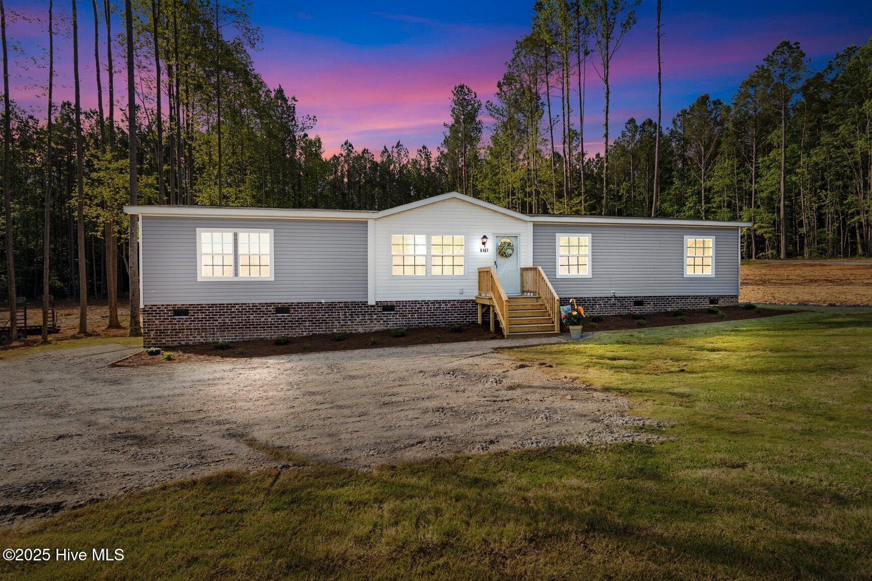 6167 Taylors Gin Rd Twilight