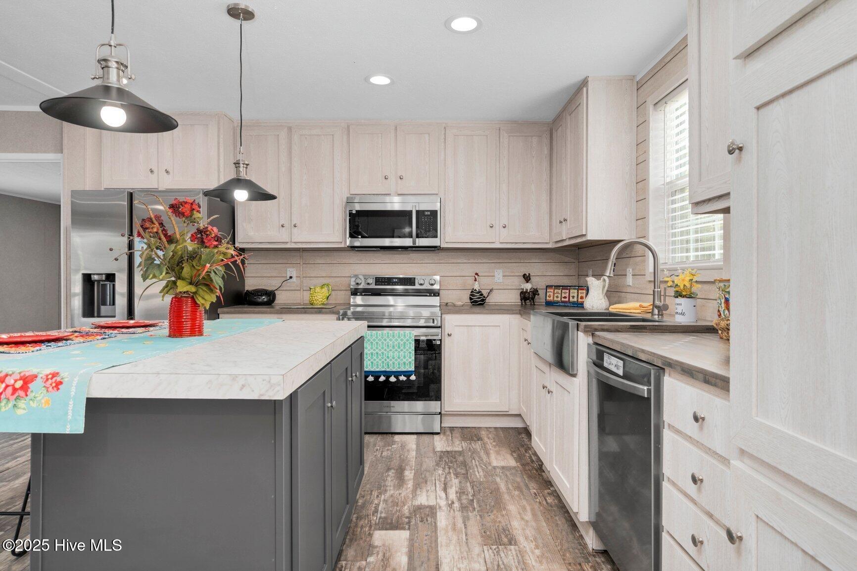 6167 Taylors Gin Road Castalia, NC 27816 - Photo 8 of 37 Stainless Appliance Package