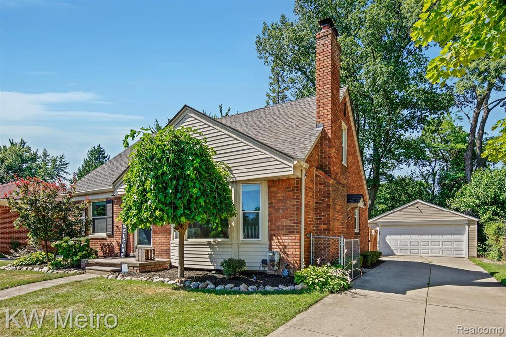 1108 West 12 Mile Road Royal Oak, MI 48073 - Photo 2 of 28